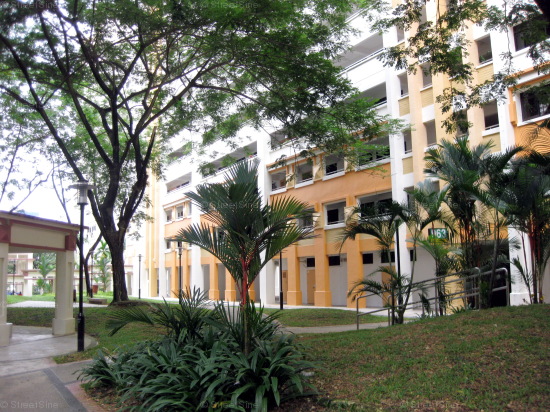 Blk 963 Hougang Avenue 9 (S)530963 #244222